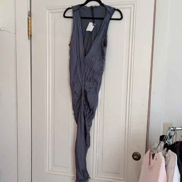 Sz 2 Jaga Stylish Gray Sleeveless Dress